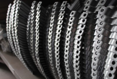 WELDED PIPE CLAMPS FOR MARINE INDUSTRY