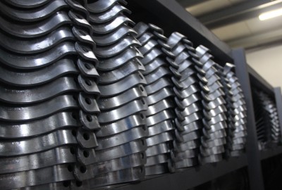 WELDED PIPE CLAMPS STOCK